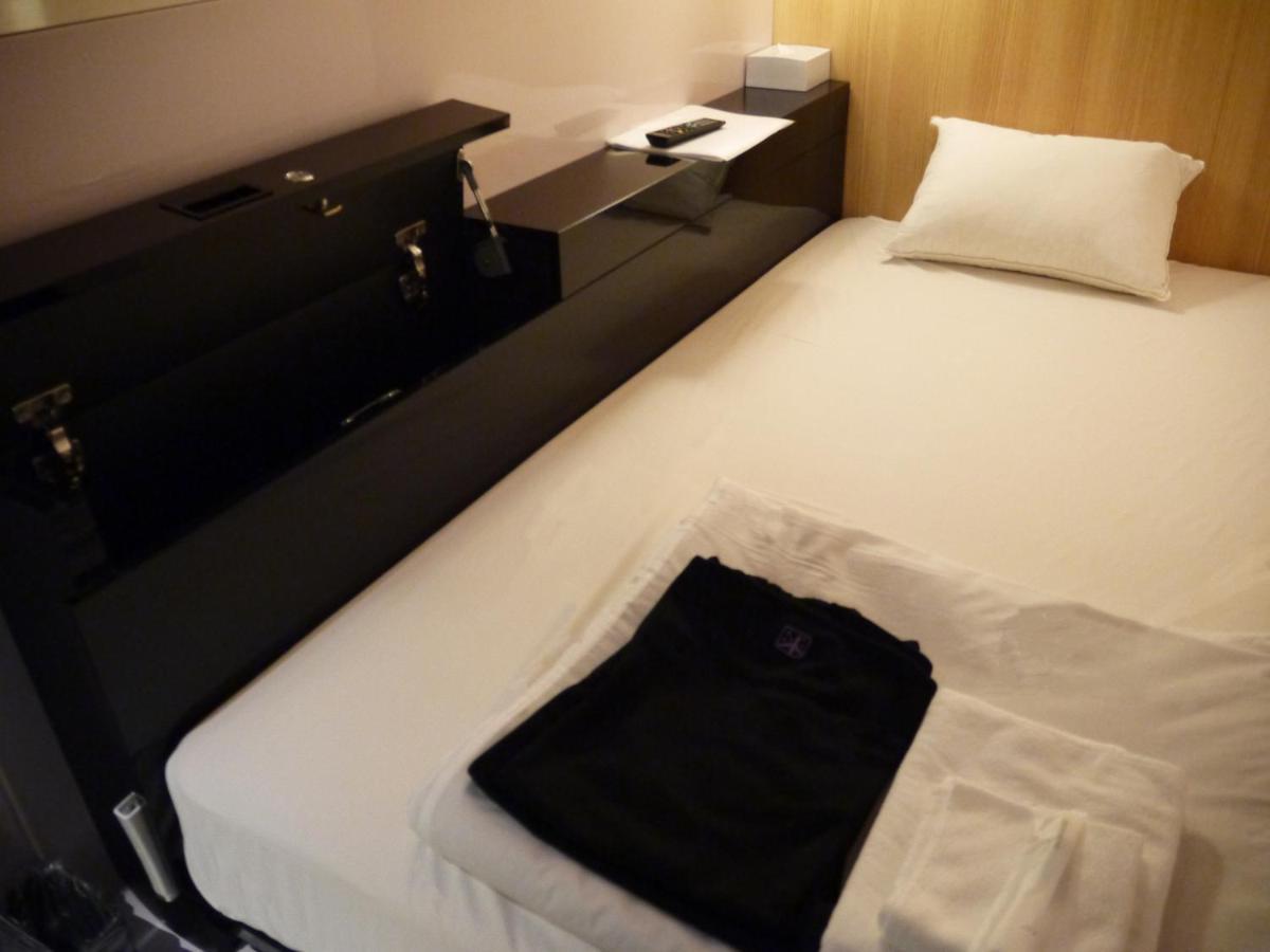 First Cabin Kansai Airport Идзумисано Экстерьер фото